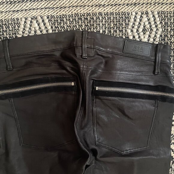 New RtA Black Lamb Leather Zip-Around Designer Pants NWOT Size 25 - Picture 8 of 13